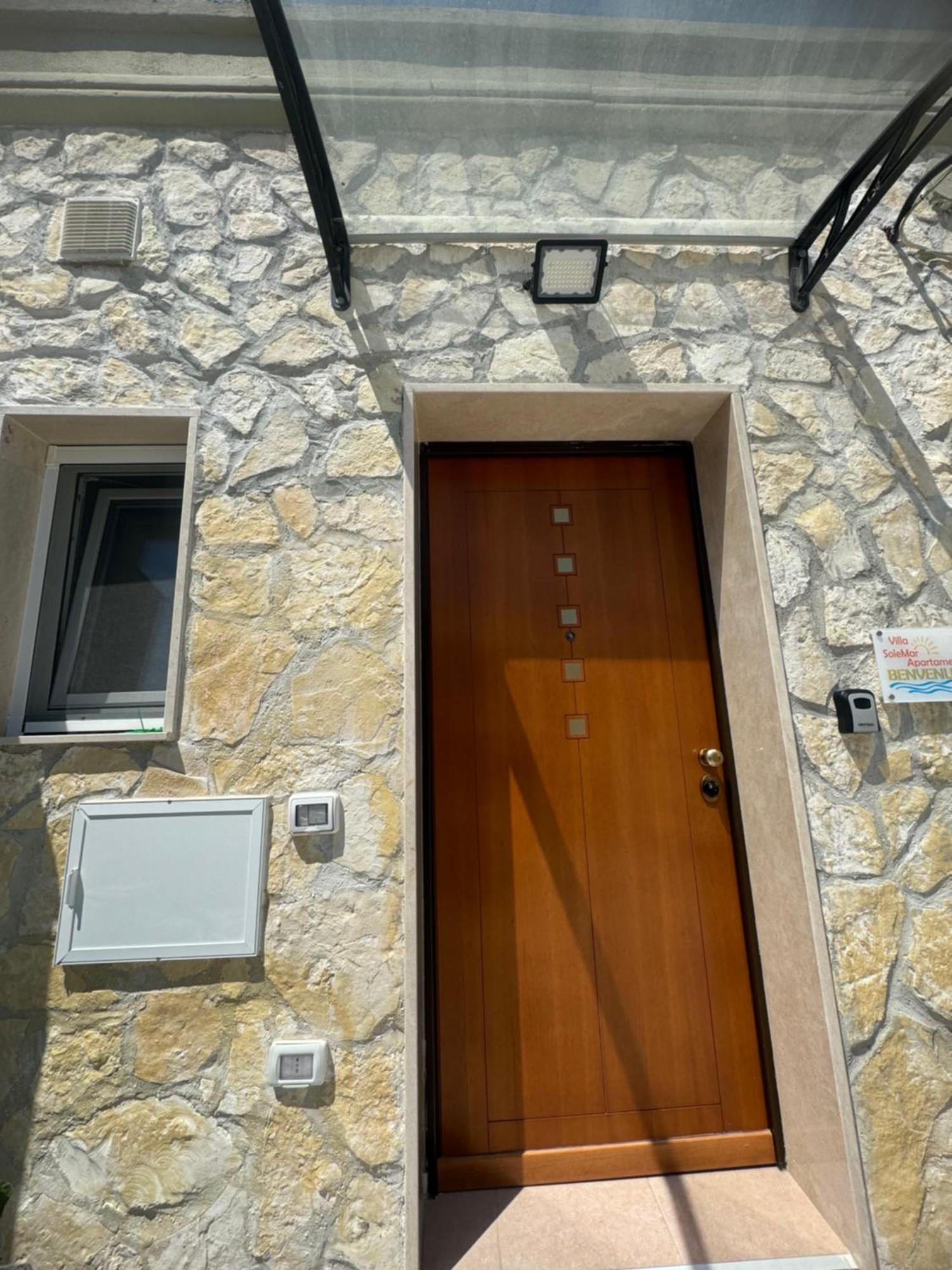 Solemar Villa Bari Bagian luar foto